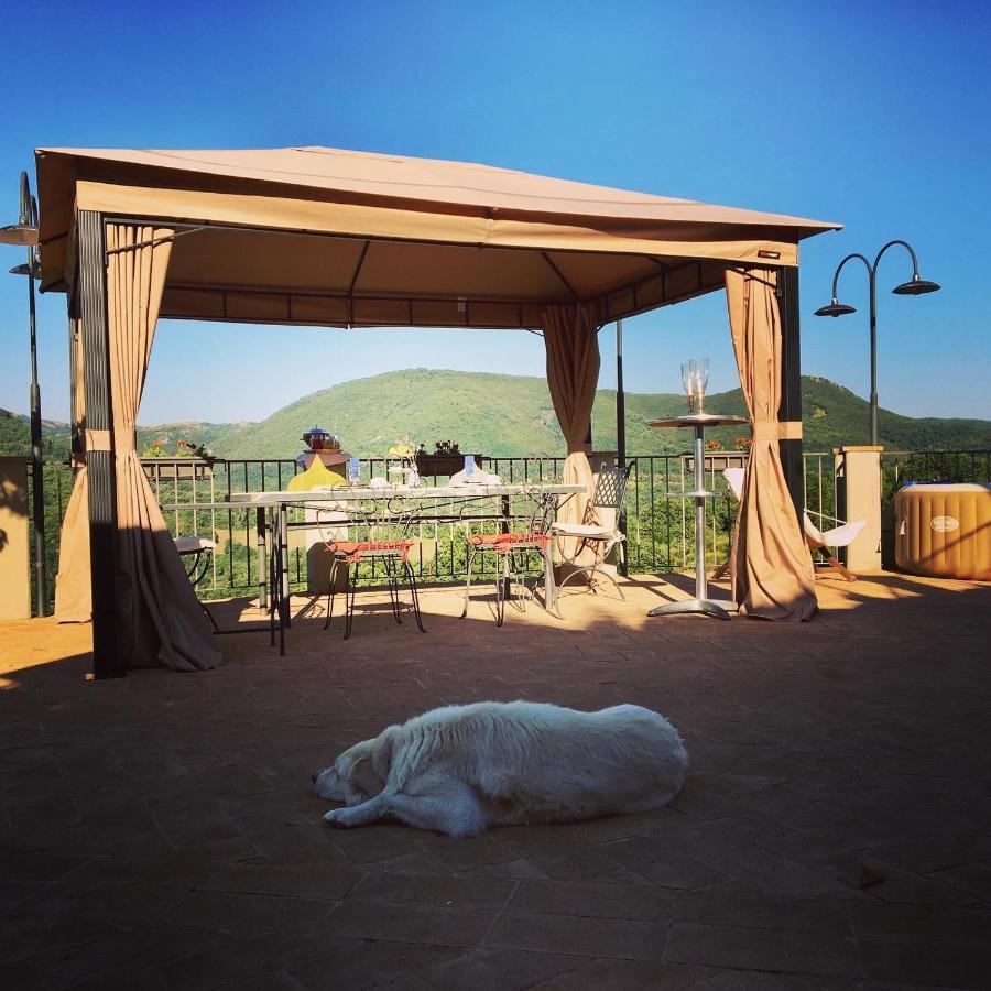 Casale Flaminia Bed and Breakfast Spoleto Buitenkant foto