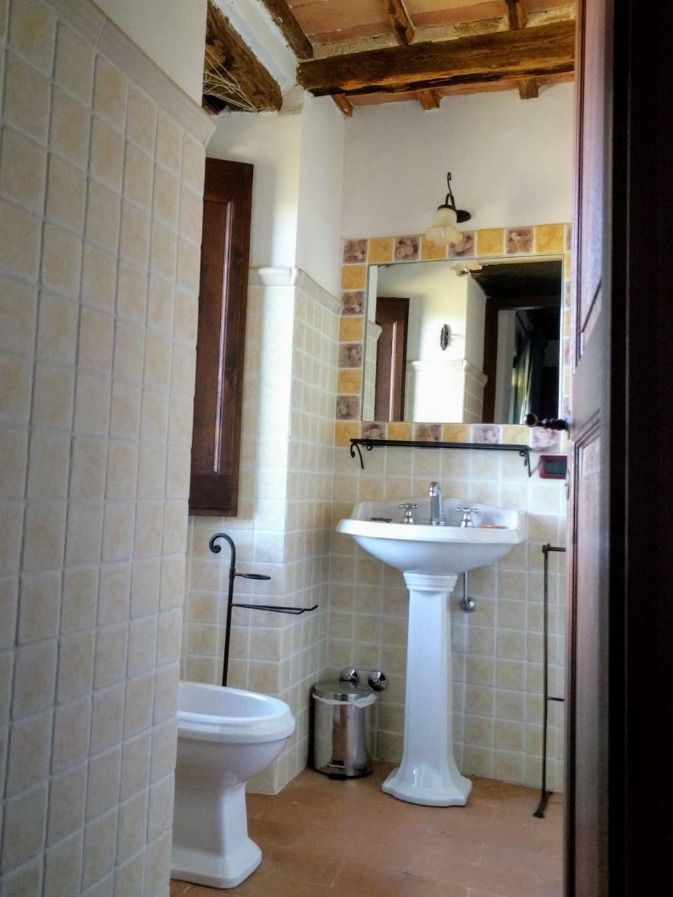 Casale Flaminia Bed and Breakfast Spoleto Buitenkant foto