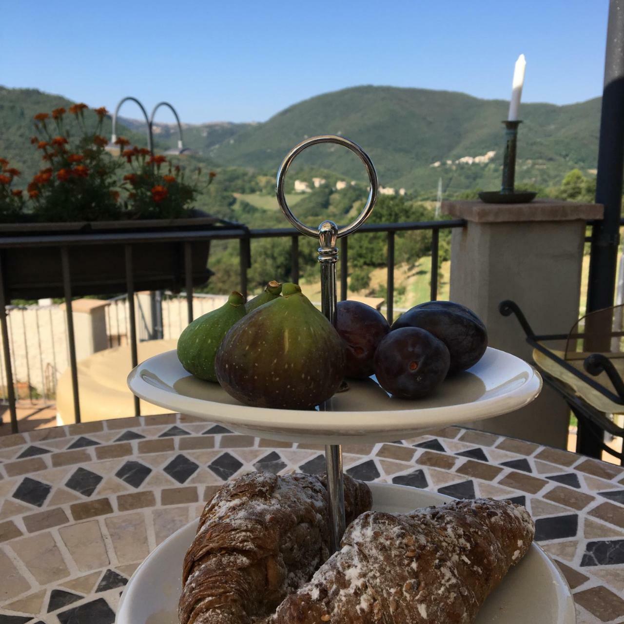 Casale Flaminia Bed and Breakfast Spoleto Buitenkant foto