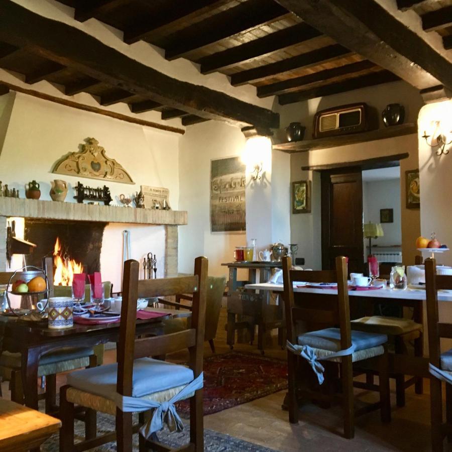Casale Flaminia Bed and Breakfast Spoleto Buitenkant foto