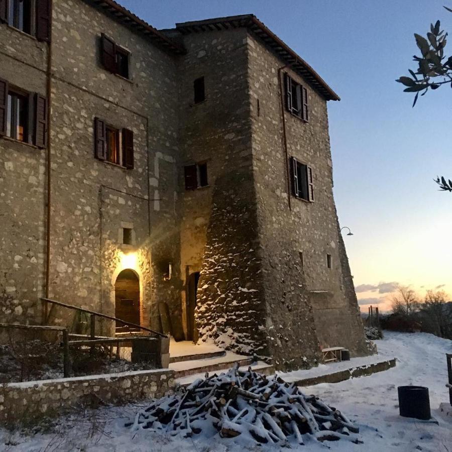 Casale Flaminia Bed and Breakfast Spoleto Buitenkant foto